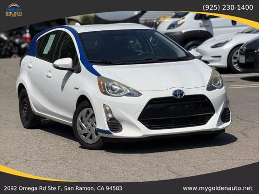 2016 Toyota Prius c One