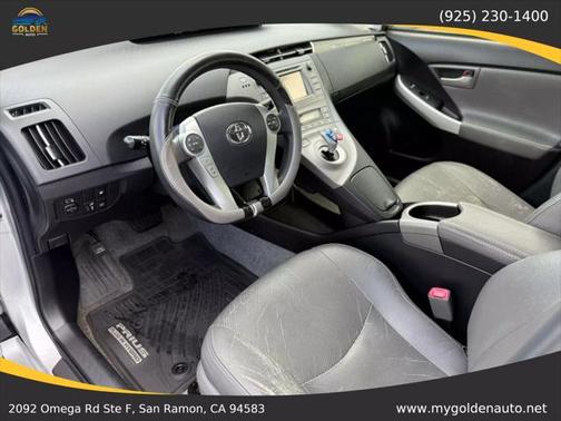 2012 Toyota Prius Plug-in Advanced