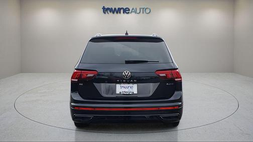 2022 Volkswagen Tiguan 2.0T SE R-Line Black 4MOTION