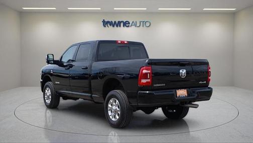 2024 RAM 2500 Laramie Crew Cab 4x4 6'4' Box