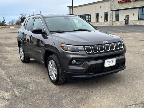 2022 Jeep Compass Latitude