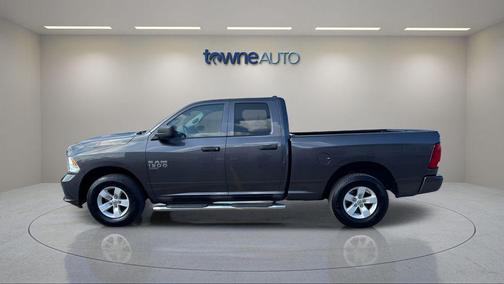 Granite Crystal Metallic Clearcoat 2019 RAM 1500 Express