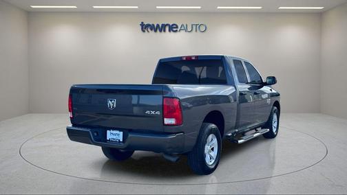 Granite Crystal Metallic Clearcoat 2019 RAM 1500 Express