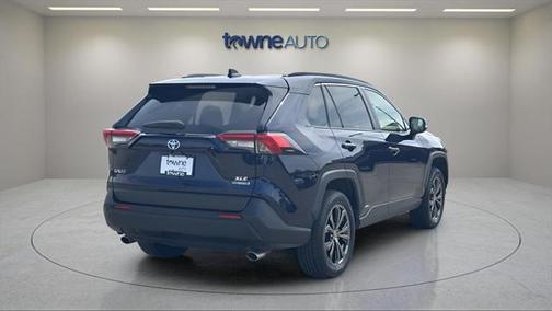 2022 Toyota RAV4 Hybrid XLE Premium