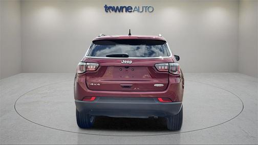 2022 Jeep Compass Latitude Lux