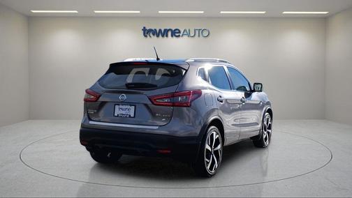 2022 Nissan Rogue Sport SL