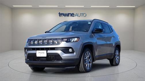 2022 Jeep Compass Latitude Lux
