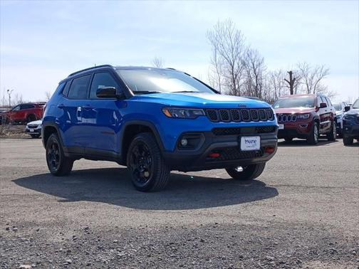 2023 Jeep Compass Trailhawk