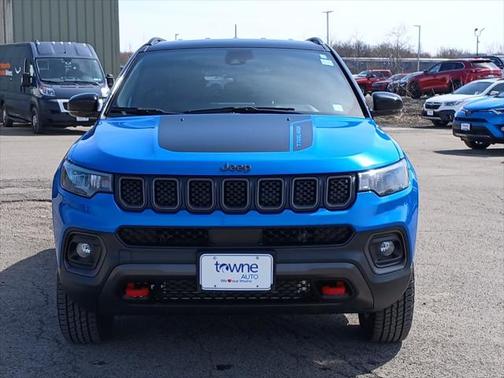 2023 Jeep Compass Trailhawk