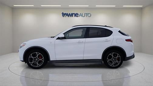 2022 Alfa Romeo Stelvio Ti