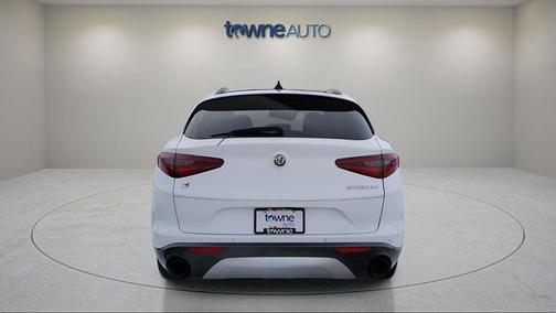 2022 Alfa Romeo Stelvio Ti