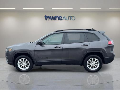 Granite Crystal Metallic Clearcoat 2022 Jeep Cherokee Latitude Lux