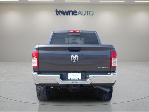 Granite Crystal Metallic Clearcoat 2022 RAM 2500 Tradesman Crew Cab 4x4 6'4' Box