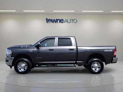 Granite Crystal Metallic Clearcoat 2022 RAM 2500 Tradesman Crew Cab 4x4 6'4' Box