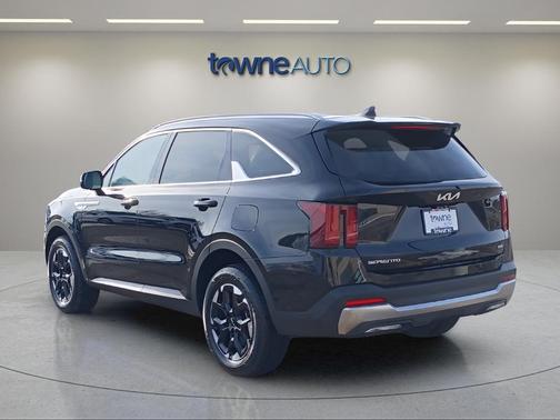 Ebony Black 2025 Kia Sorento S