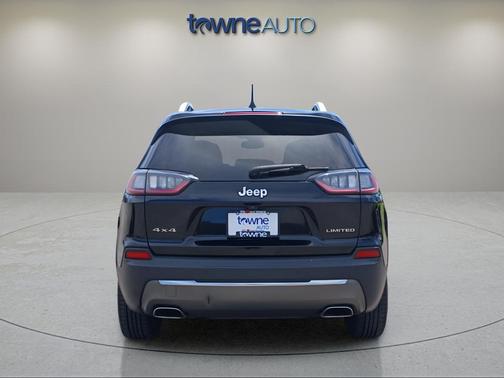 Diamond Black Crystal Pearlcoat 2019 Jeep Cherokee Limited