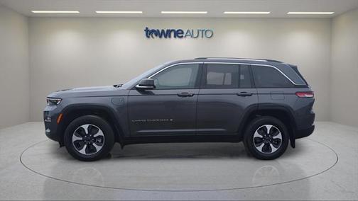 2022 Jeep Grand Cherokee 4xe Base