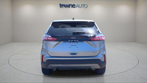 ICONIC SILVER 2024 Ford Edge SEL