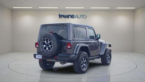 Granite Crystal Metallic Clearcoat 2022 Jeep Wrangler Rubicon