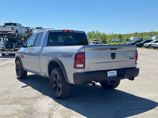 Billet Silver Metallic Clearcoat 2019 RAM 1500 Classic Warlock Quad Cab 4x4 6'4' Box