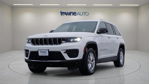2023 Jeep Grand Cherokee Laredo