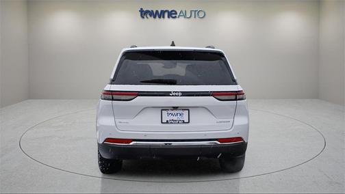 2023 Jeep Grand Cherokee Laredo