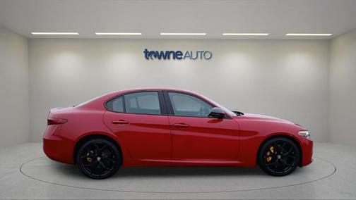 2021 Alfa Romeo Giulia Ti