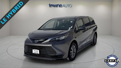 2021 Toyota Sienna LE