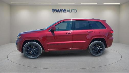2022 Jeep Grand Cherokee Laredo