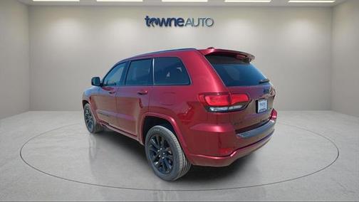 2022 Jeep Grand Cherokee Laredo