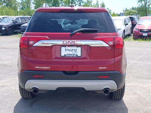 Red Quartz Tintcoat 2019 GMC Acadia SLE-2