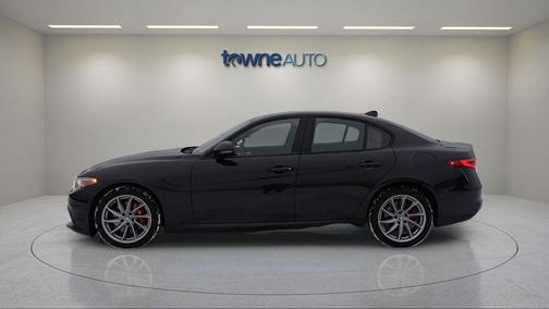 2022 Alfa Romeo Giulia Sprint