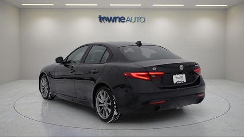 2022 Alfa Romeo Giulia Sprint