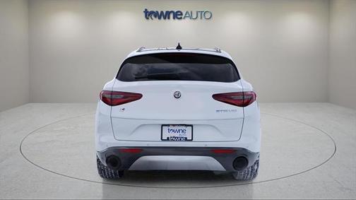 2023 Alfa Romeo Stelvio Ti