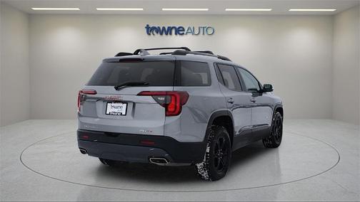 2023 GMC Acadia AWD AT4