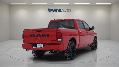 2018 RAM 1500 Night Crew Cab 4x4 5'7' Box