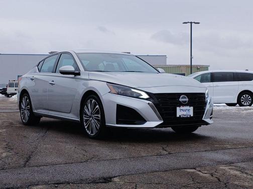 2023 Nissan Altima 2.5 SL