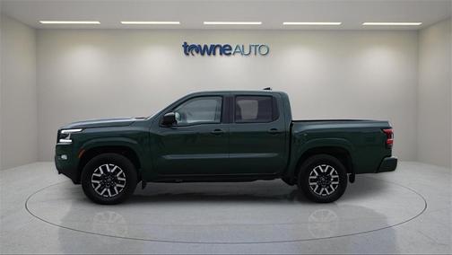 2024 Nissan Frontier SL