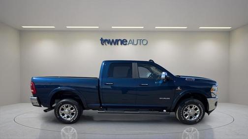 2022 RAM 2500 Laramie Crew Cab 4x4 6'4' Box