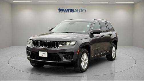 2024 Jeep Grand Cherokee Laredo