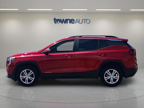 Cayenne Red Tintcoat 2022 GMC Terrain SLE