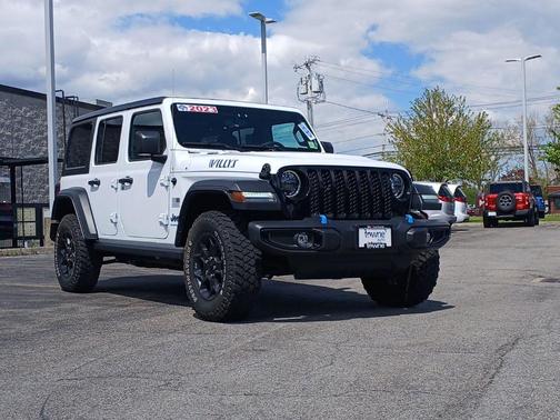 Bright White Clearcoat 2023 Jeep Wrangler 4xe Base