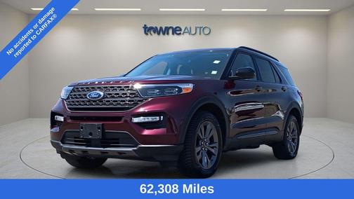 BURGUNDY VELVET MET TINT CC 2022 Ford Explorer XLT