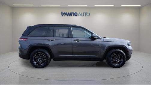 2023 Jeep Grand Cherokee 4xe Trailhawk Carb State Pkg