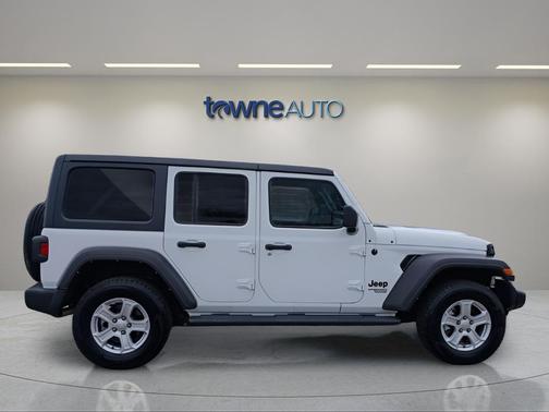 Bright White Clearcoat 2021 Jeep Wrangler Unlimited Sport
