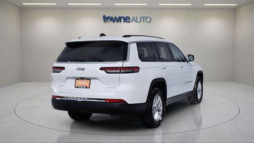 Bright White Clearcoat 2023 Jeep Grand Cherokee L Laredo