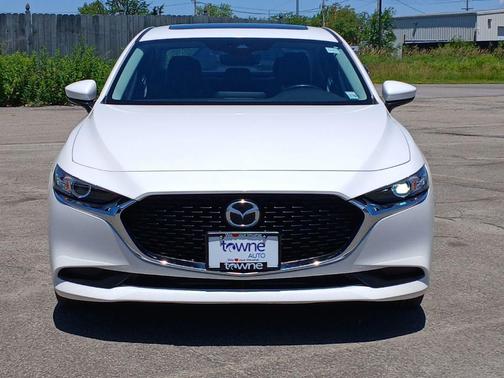 Snowflake White Pearl Mica 2021 Mazda Mazda3 AWD w/Preferred Package