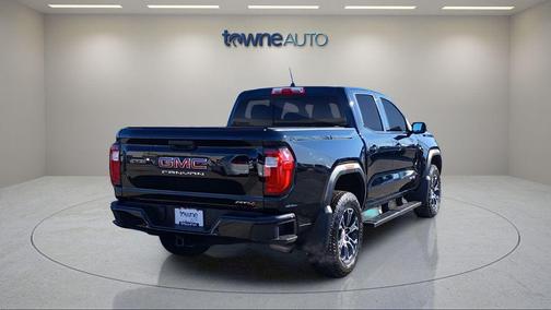 2023 GMC Canyon AT4