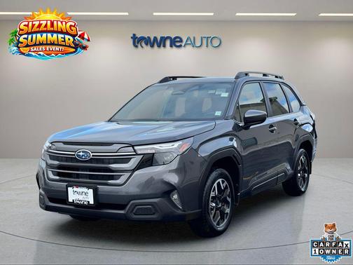 Magnetite Gray Metallic 2025 Subaru Forester Premium