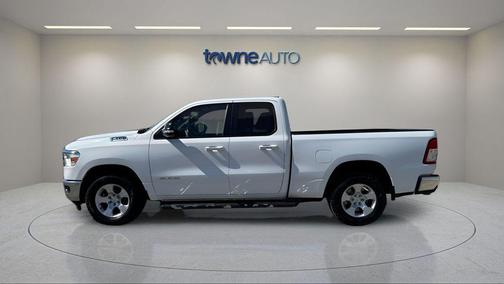 Bright White Clearcoat 2019 RAM 1500 Big Horn
